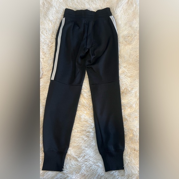 Nike Joggers - Picture 4 of 9